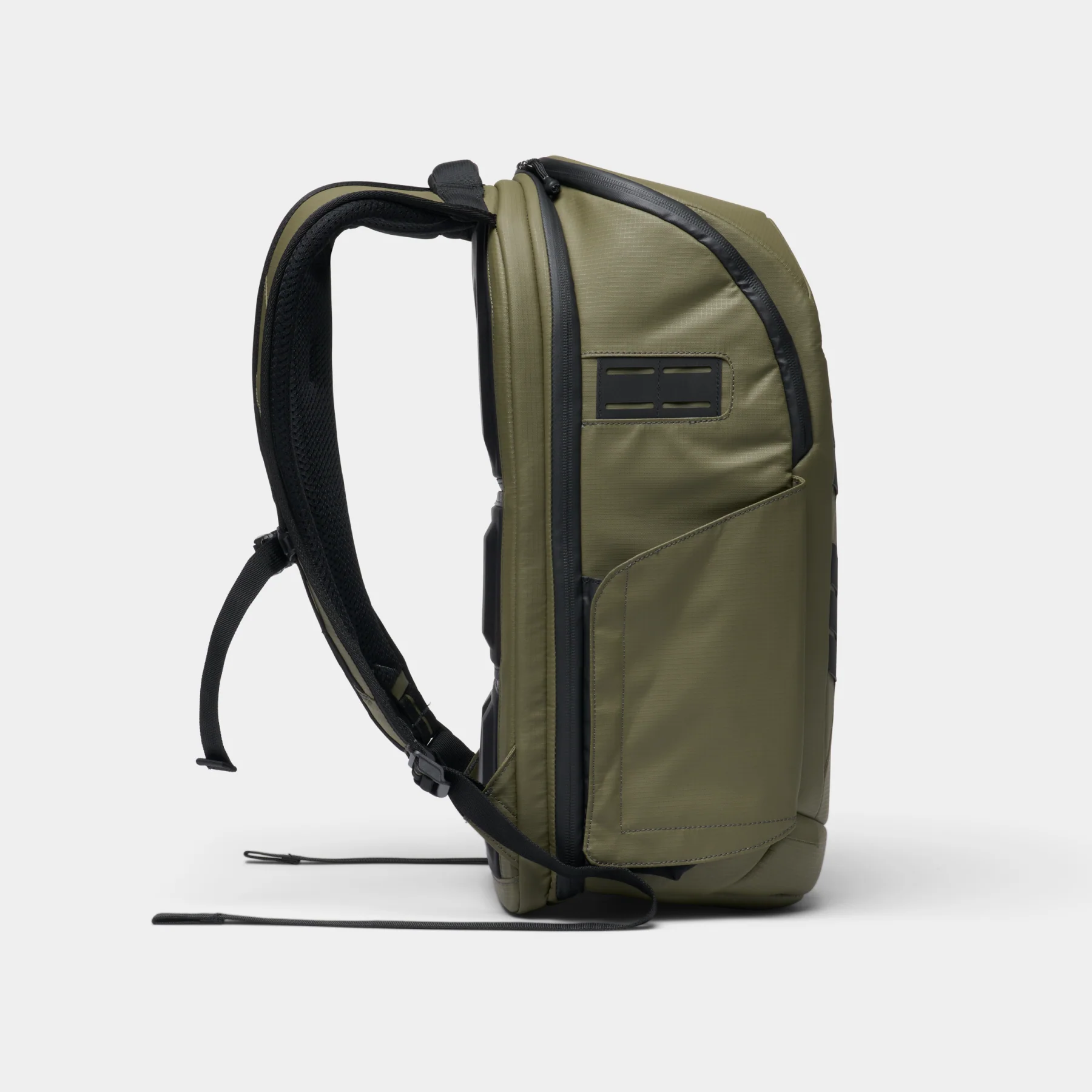 McKinnon Camera Pack 25L - Image 4